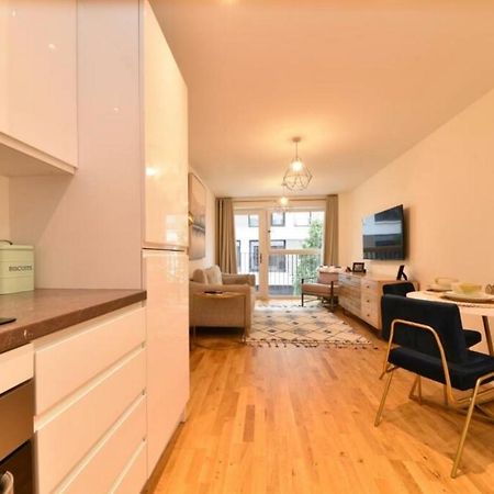 Mulberry House Appartement Stevenage Buitenkant foto