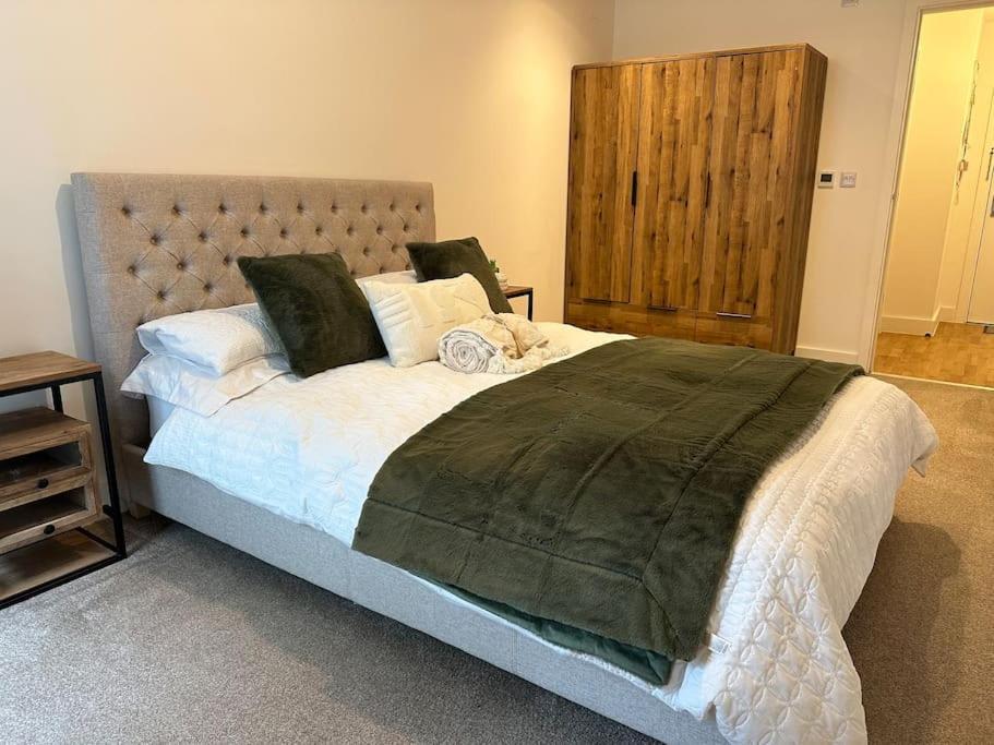 Mulberry House Appartement Stevenage Buitenkant foto
