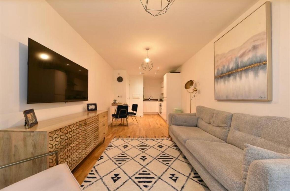 Mulberry House Appartement Stevenage Buitenkant foto