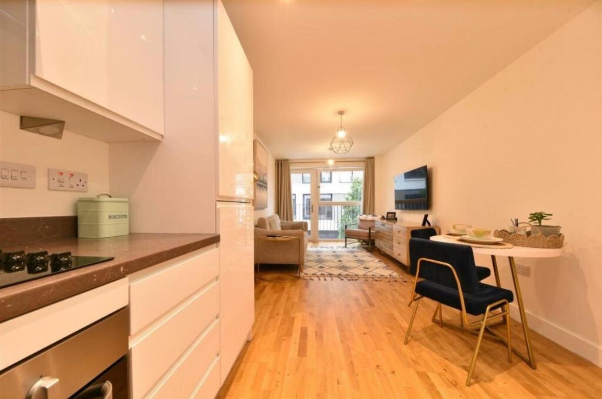 Mulberry House Appartement Stevenage Buitenkant foto